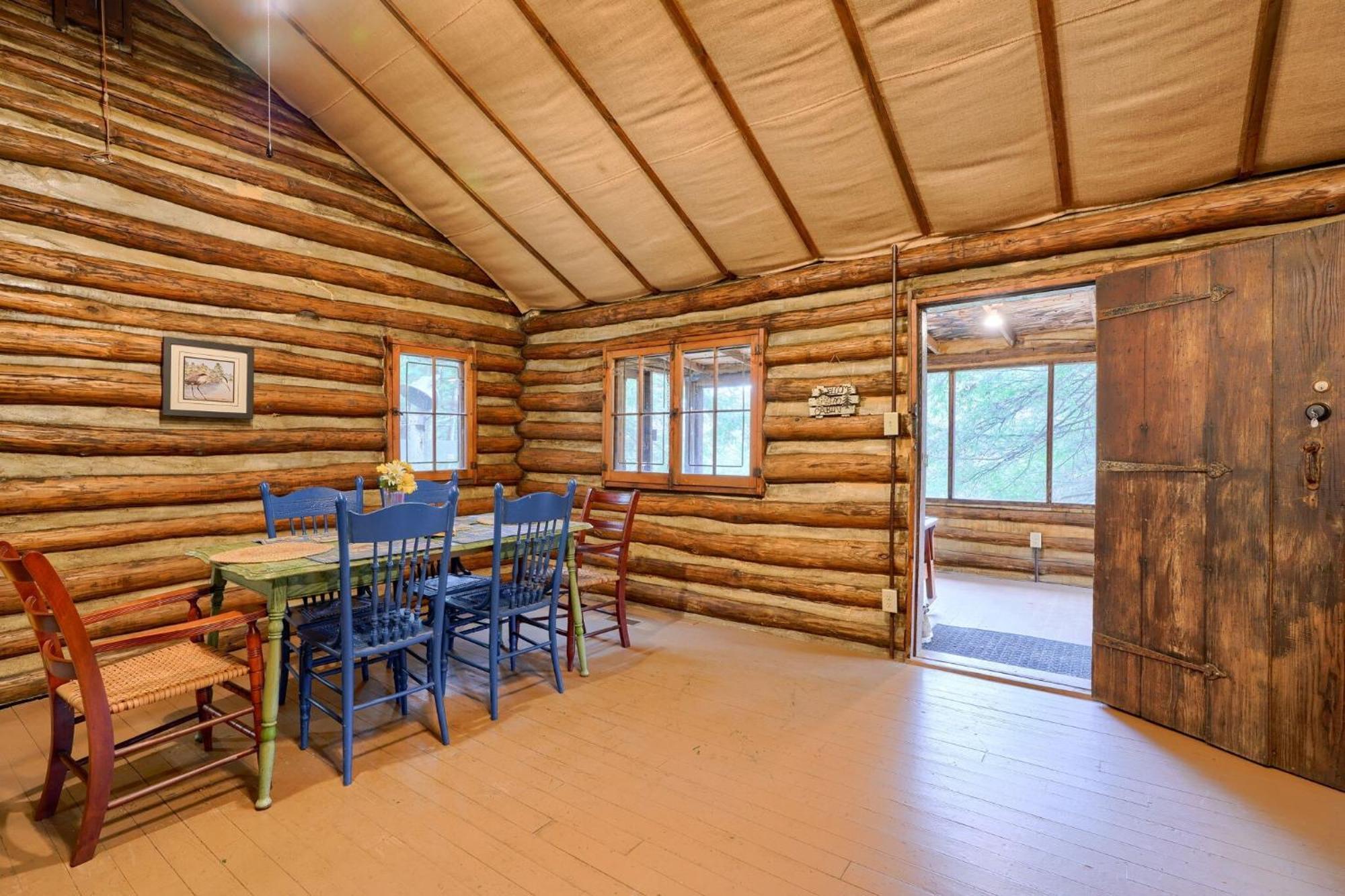 Russell Cabin Логан Экстерьер фото