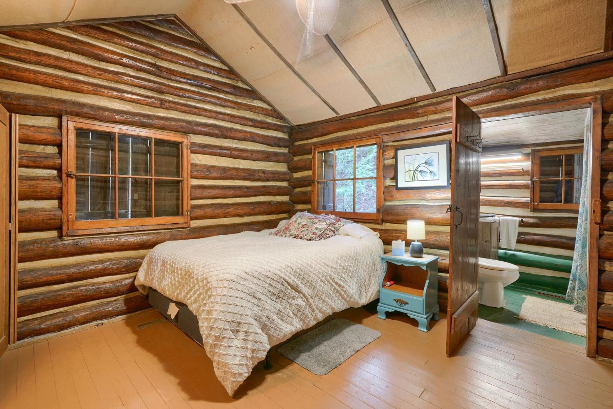 Russell Cabin Логан Экстерьер фото