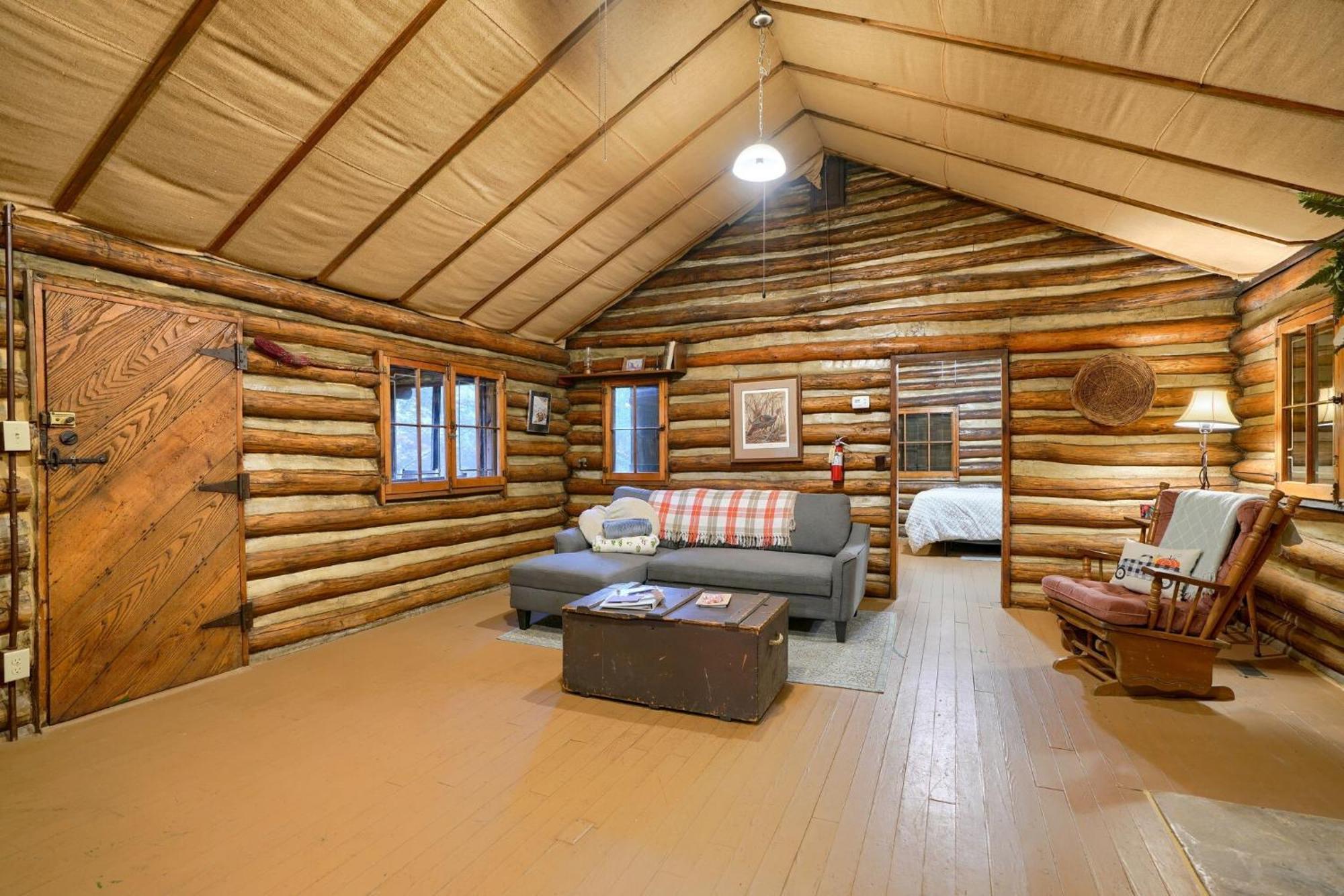 Russell Cabin Логан Экстерьер фото